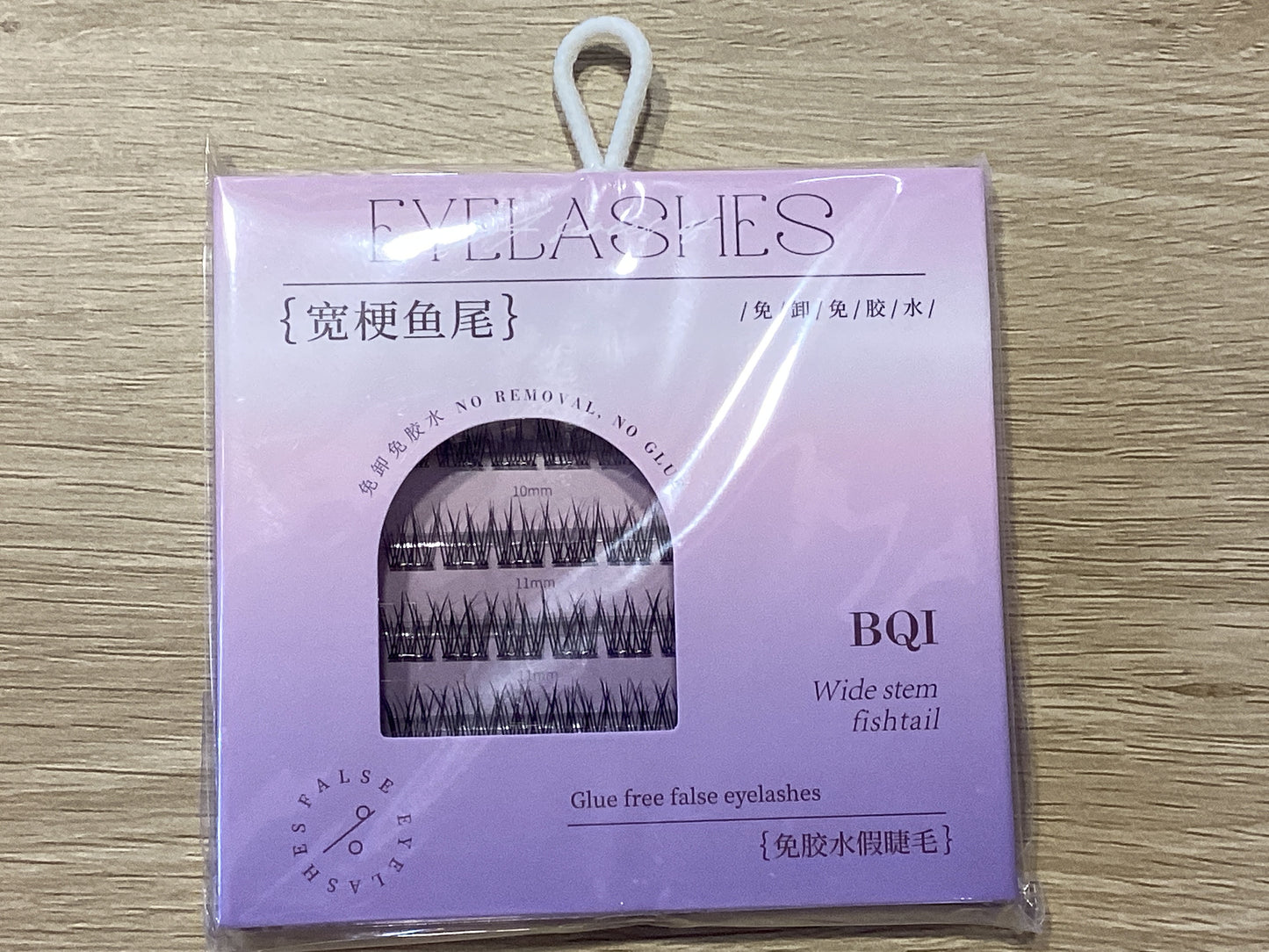 Eyelashes-Wide Stem Fishtail