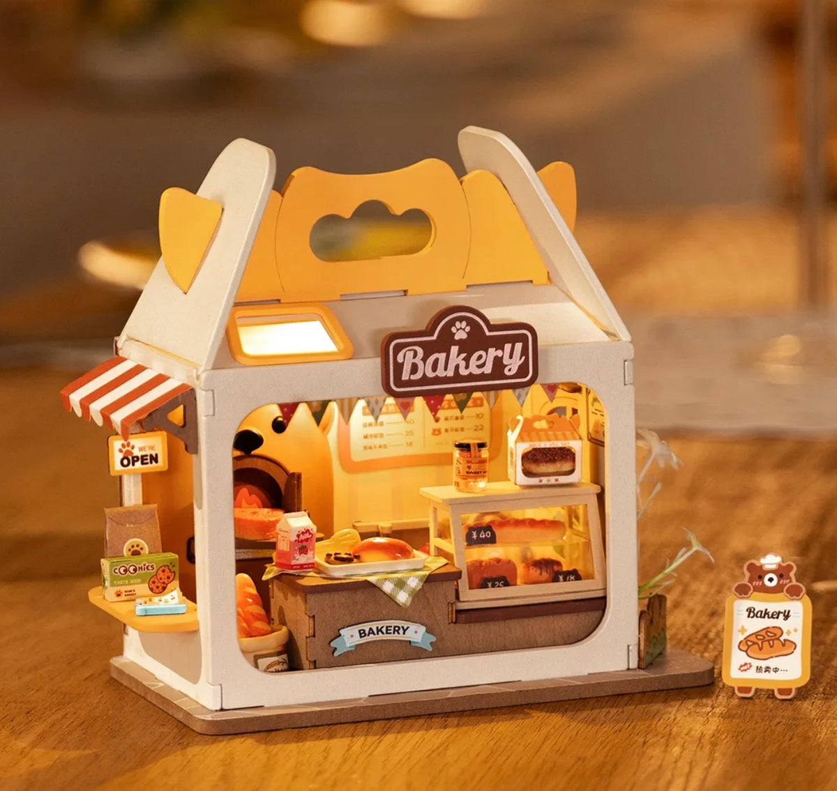 Teddy’s Breadbox