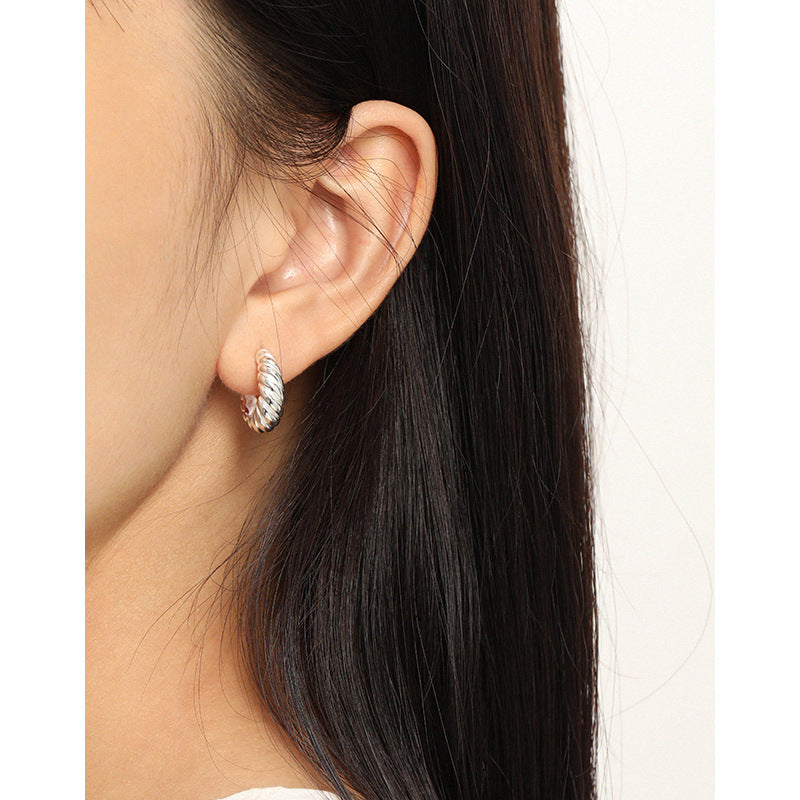 Bold Croissant Dôme Hoops