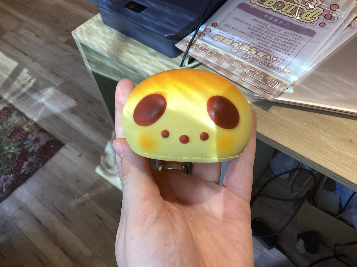 Happy Bread Slow Squish