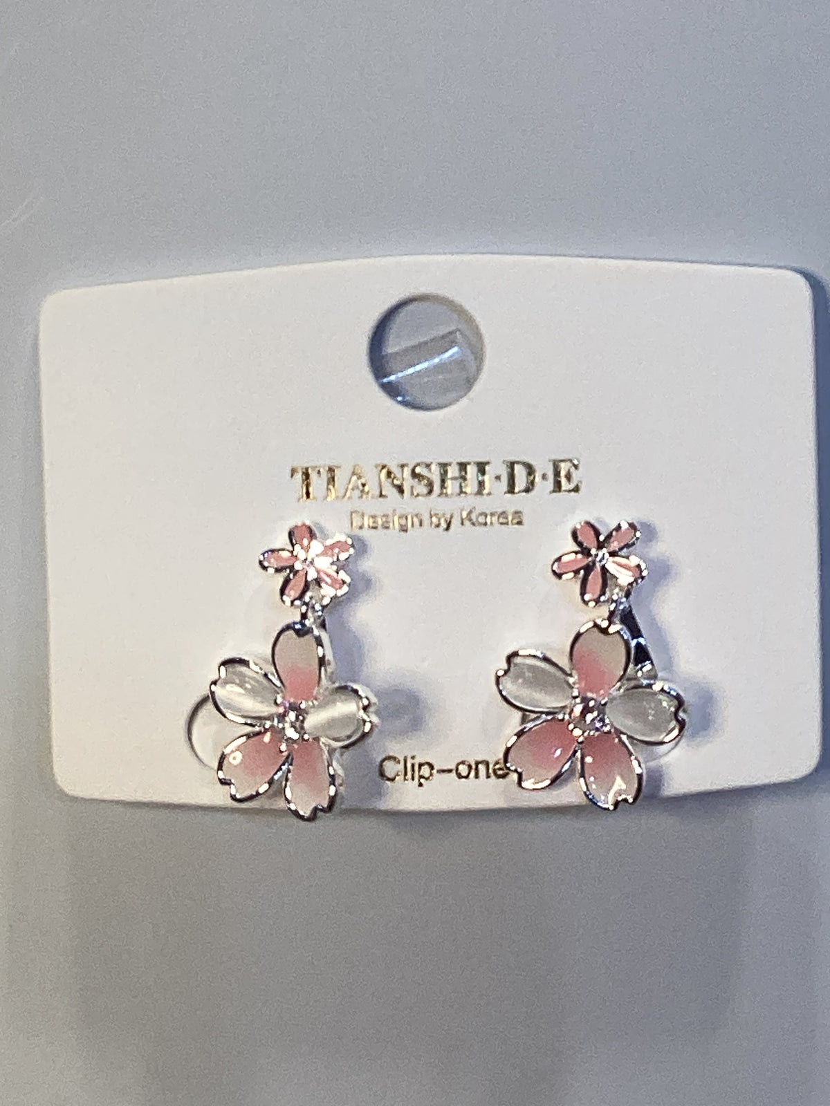 Clip on earrings ~ copper