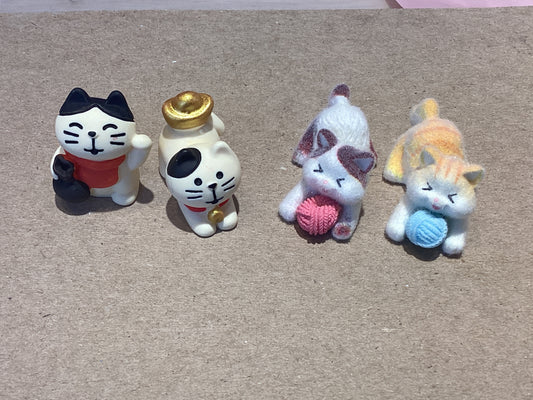 Cat figurines