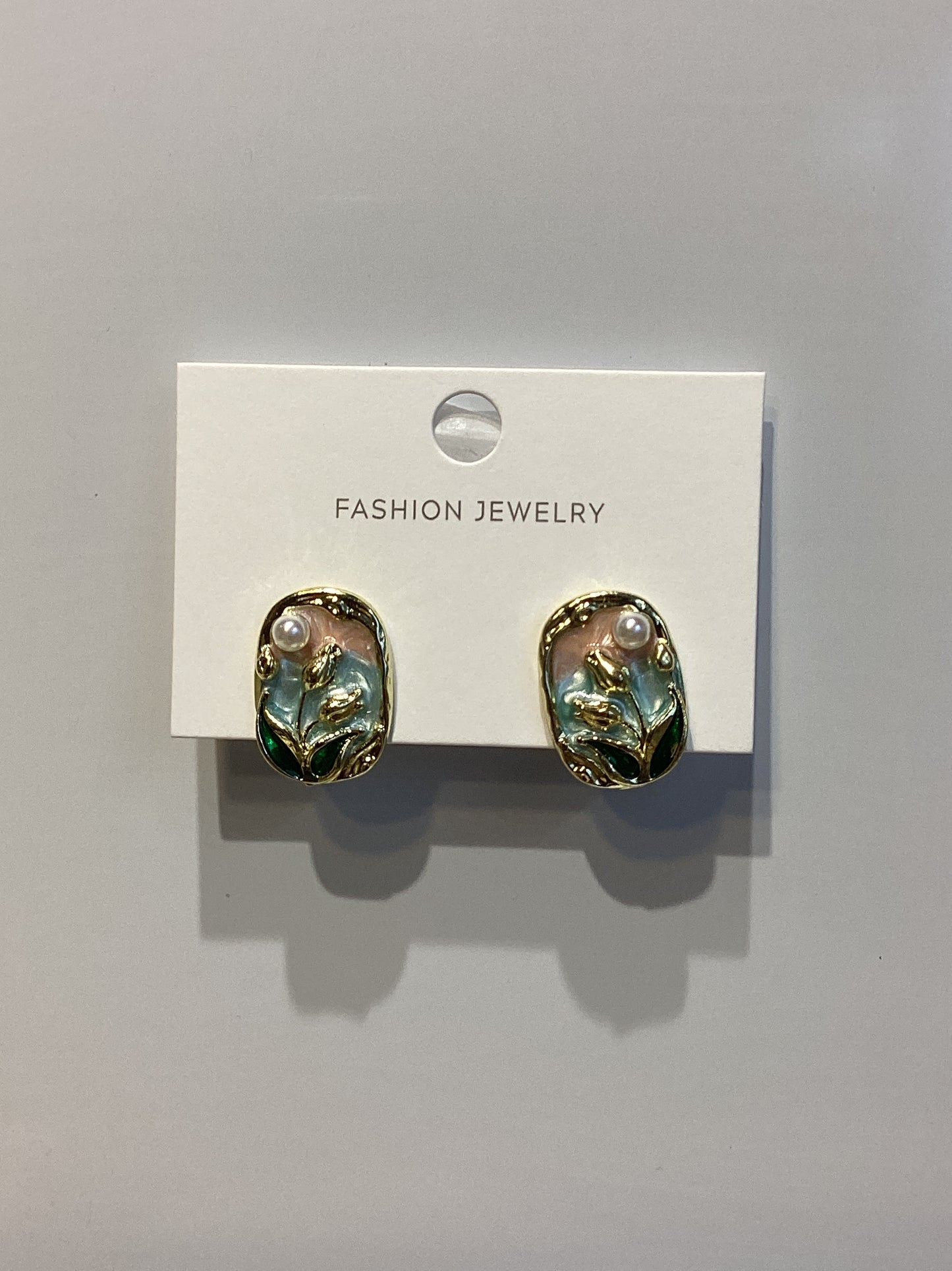 gold earrings ~ S Post