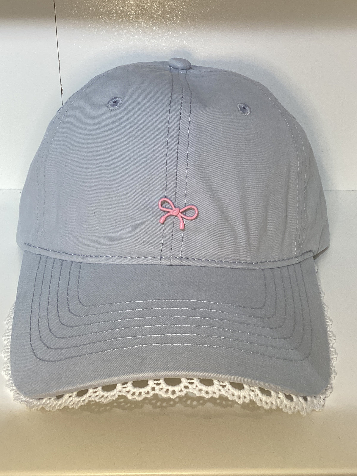 Ruffle bow cap