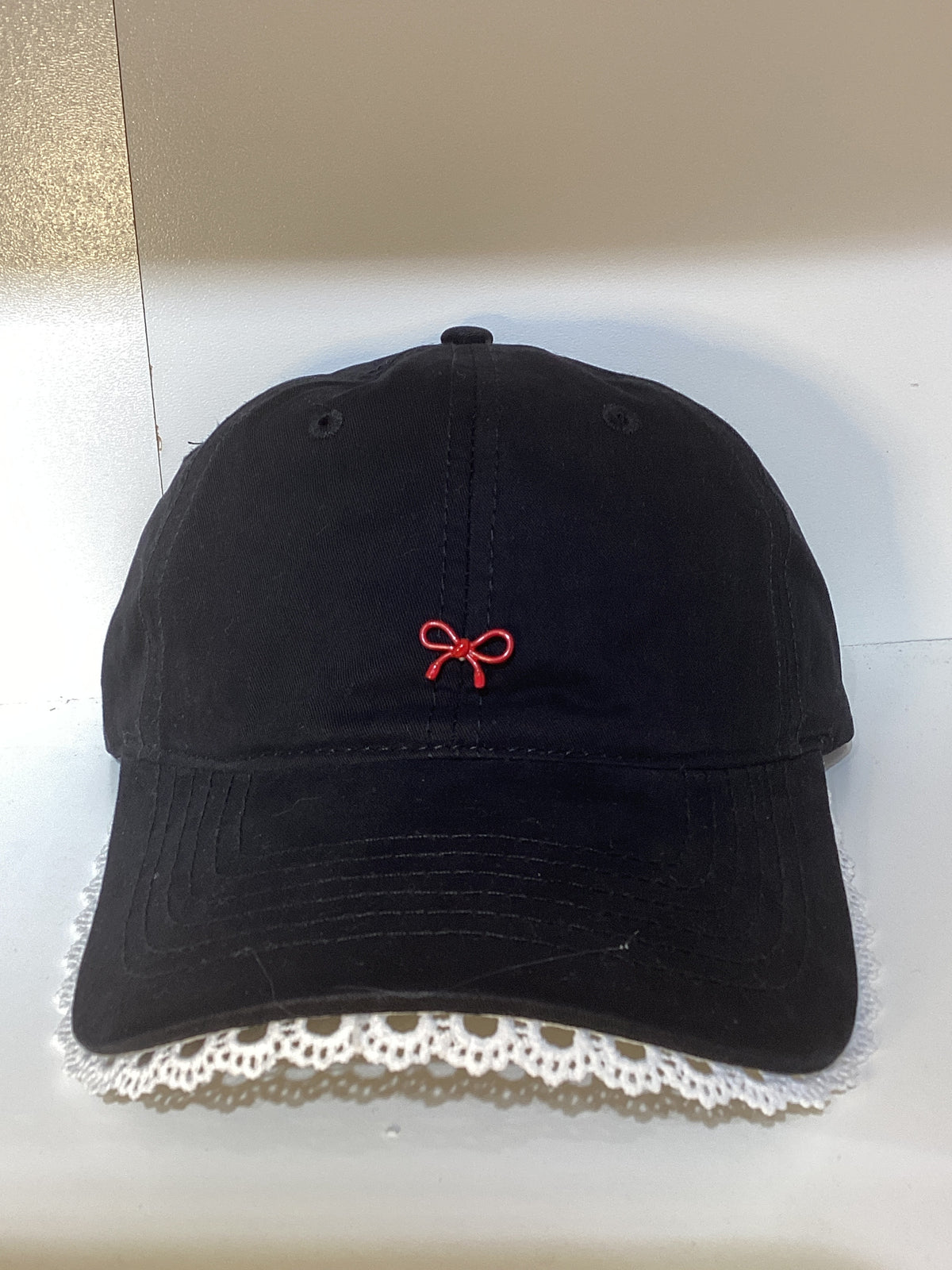 Ruffle bow cap
