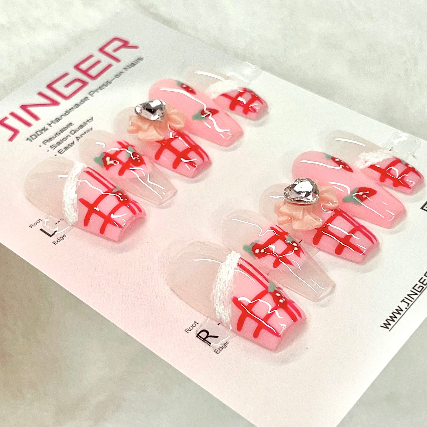 Loving Strawberry 340